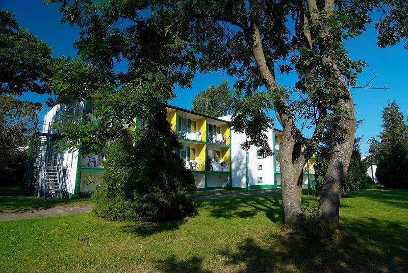 Egm-Lazy Hotel Екстериор снимка